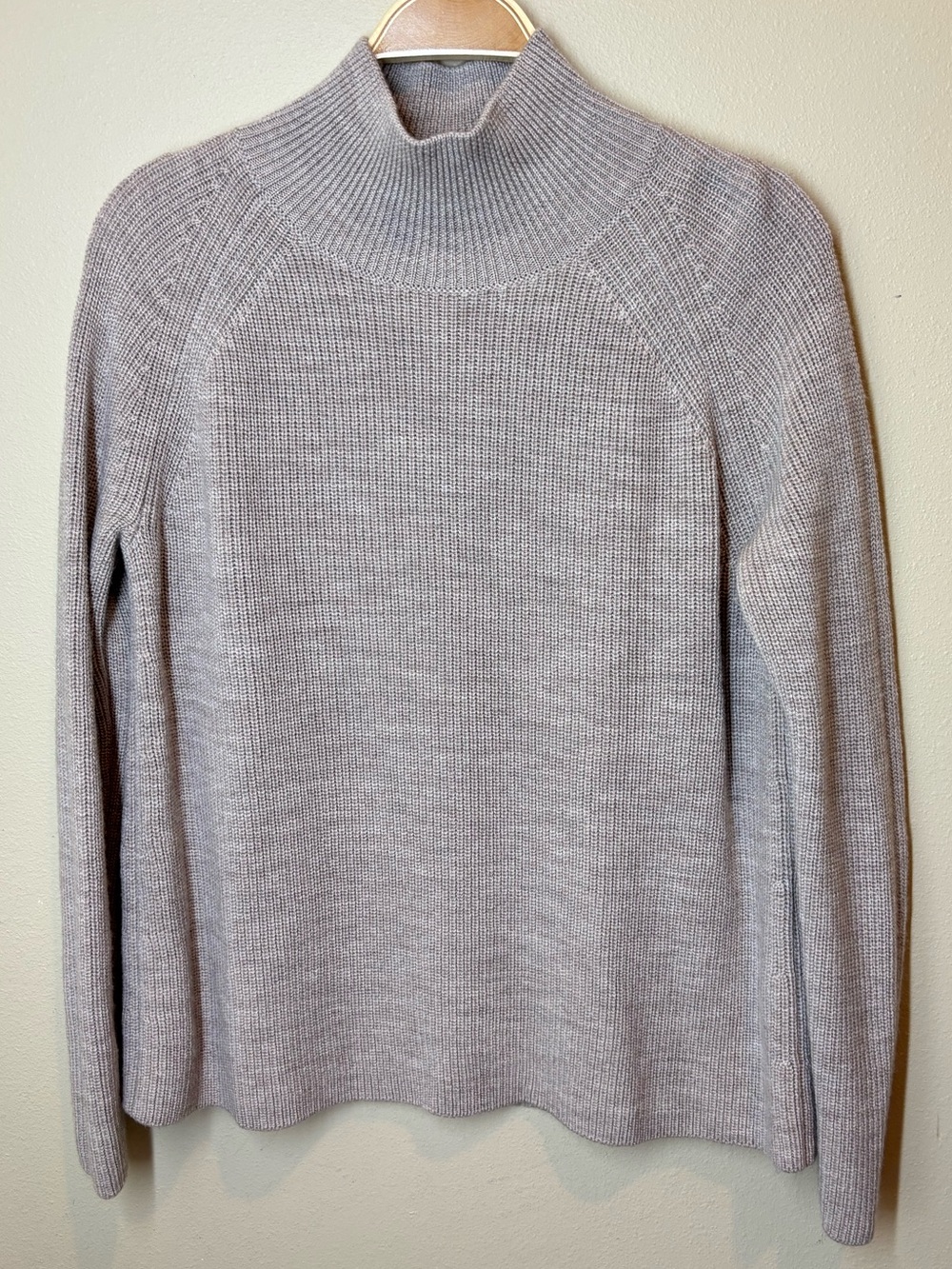 Eileen Fisher oversize Funnel Neck Sweater, 100% merino wool, XS, cable knit